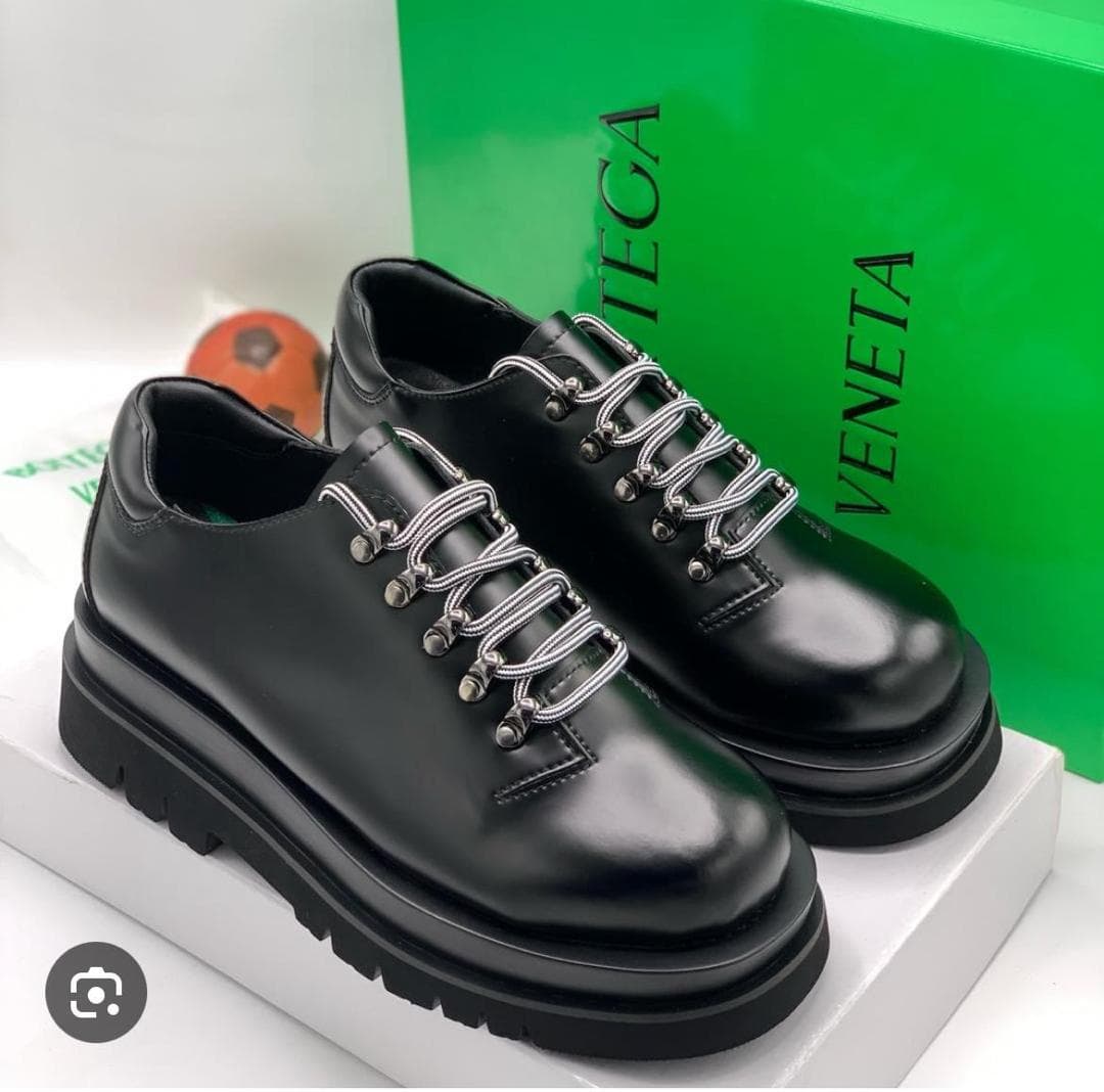 Derby Bottega Veneta Hiker Plateforme - Noir