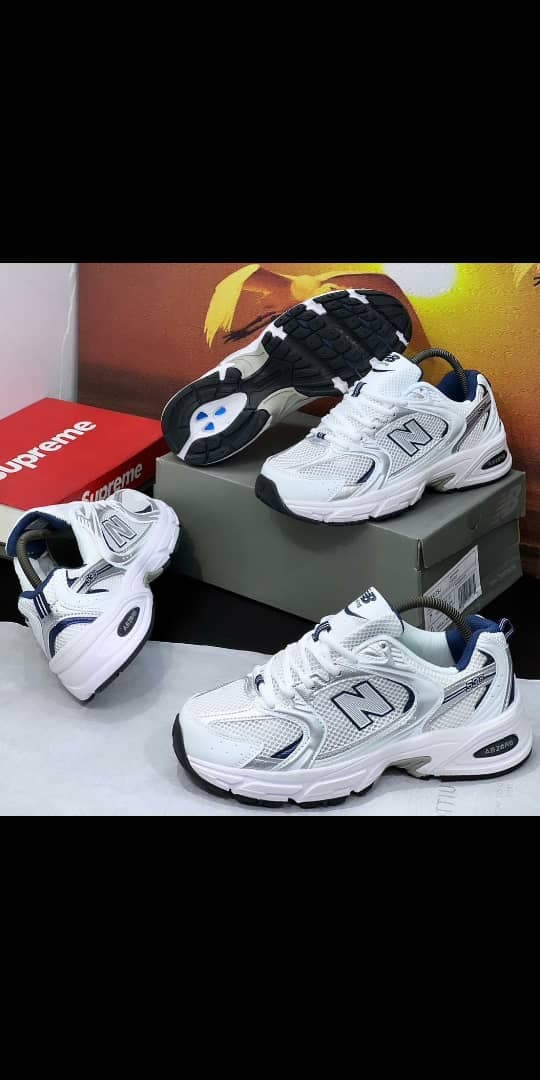 New Balance 530 - White, Silver & Navy